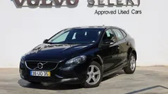 Preto Usado 2018 Volvo V40 Kinetic Carrinha | € 16.200 (Preço justo)