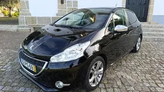 Preto Usado 2015 Peugeot 208 Citadino | € 6.750 (Preço justo)