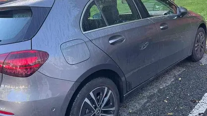 Cinzento Usado 2024 Mercedes A250 | € 32.000 (Super Preço)