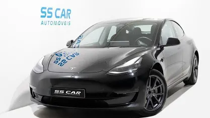 Preto Usado 2023 Tesla Model 3 Sedan | € 29.490 (Bom preço)