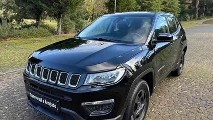 Usado Jeep Compass Sport 140 HP (102 kW) 2018 Preto SUV