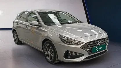 Usado Hyundai i30 Style 100 HP (73 kW) 2024 Outro