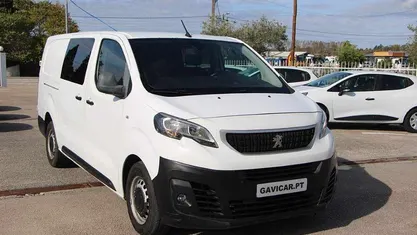 Branco Usado 2019 Peugeot Expert Van | € 17.850 (Preço justo)