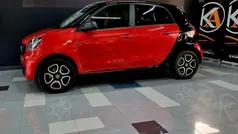 Vermelho Usado 2016 Smart ForFour Passion | € 9.990 (Preço justo)