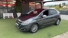 Cinza Usado 2016 Peugeot 208 S Citadino | € 9.750 (Preço justo)
