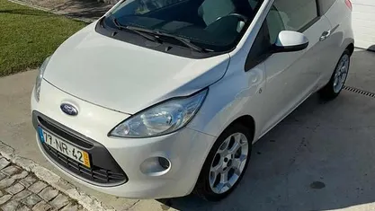 Branco Usado 2013 Ford Ka Citadino | € 7.200 (Preço justo)