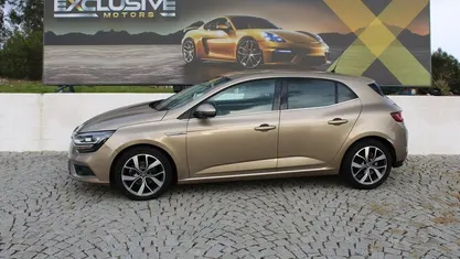 Outra Usado 2016 Renault Mégane III Bose Edition | € 10.000 (Preço justo)