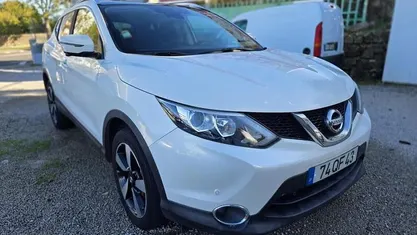 Branco Usado 2015 Nissan Qashqai SUV | € 15.950 (Preço justo)