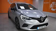 Cinzento Usado 2022 Renault Clio V | € 16.900 (Preço justo)