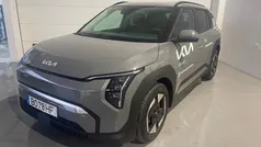 Cinza Usado 2024 Kia EV3 3 SUV | € 36.400 (Preço justo)