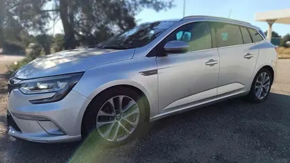 Cinzento Usado 2018 Renault Mégane GrandTour Carrinha | € 17.990 (Preço justo)