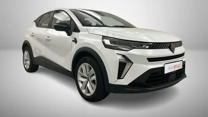 Usado Renault Captur Intens 158 HP (116 kW) 2024 SUV