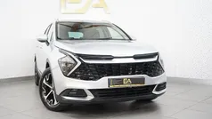 Cinza Usado 2023 Kia Sportage SUV | € 25.480 (Preço justo)