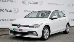 Branco Usado 2023 VW Golf VIII Life Citadino | € 27.490 (Preço justo)