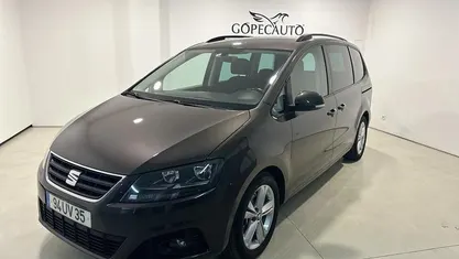 Cinza Usado 2018 Seat Alhambra Style Monovolume | € 22.490 (Preço justo)