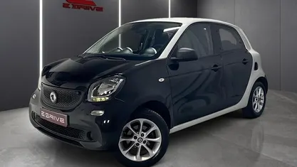 Preto Usado 2016 Smart ForFour Passion Citadino | € 10.480 (Preço justo)