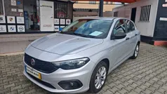 Cinzento Usado 2019 Fiat Tipo | € 13.900 (Preço justo)