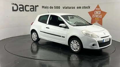 Branco Usado 2010 Renault Clio II Citadino | € 3.000 (Bom preço)
