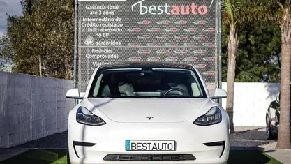 Usado 2020 Tesla Model 3 Standard Range Plus Sedan | € 19.999 (Super Preço)