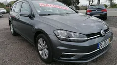 Cinzento Usado 2019 VW Golf VII Carrinha | € 12.900 (Preço justo)