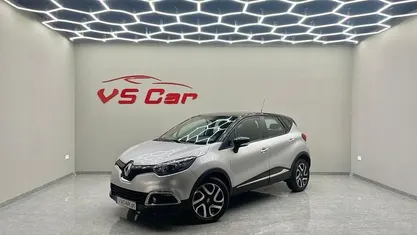 Usado Renault Captur 90 HP (66 kW) 2016 Cinzento SUV