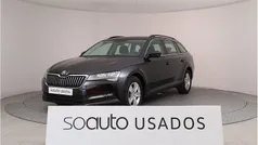 Preto metalizado Usado 2023 Skoda Superb Ambition Carrinha | € 28.490 (Preço justo)