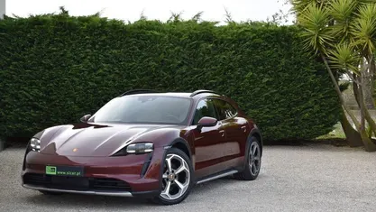 Usado Porsche Taycan 350 kW (476 HP) 2022 Sedan