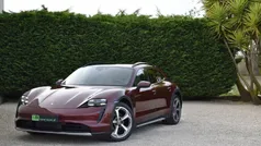 Usado 2022 Porsche Taycan Sedan | € 118.000