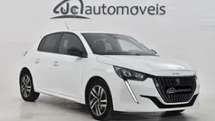 Branco Usado 2023 Peugeot 208 Allure Citadino | € 19.600 (Preço justo)