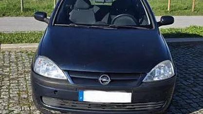 Usado 2002 Opel Corsa Citadino | € 2.100 (Preço justo)