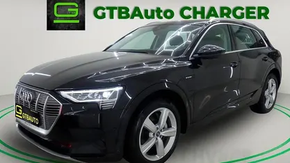 Usado Audi e-tron 230 kW (313 HP) 2020 Preto SUV