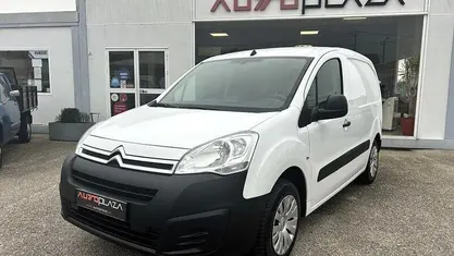 Usado 2018 Citroën Berlingo XTR Monovolume | € 11.900 (Preço justo)