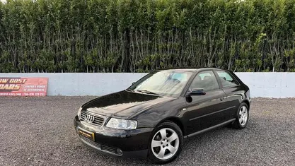 Usado 2001 Audi A3 Sport Citadino | € 5.750 (Preço justo)