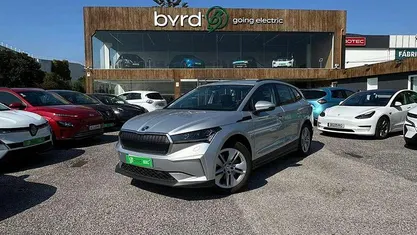 Usado Skoda Enyaq iV 132 kW (180 HP) 2021 Cinza SUV