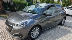 Cinza Usado 2019 Peugeot 208 Allure Citadino | € 14.900 (Preço justo)