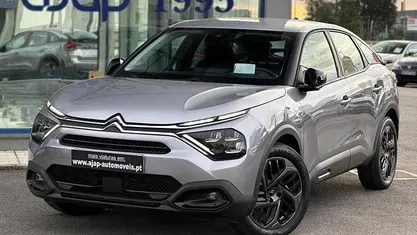Cinzento Usado 2022 Citroën C4 Shine SUV | € 19.970 (Preço justo)