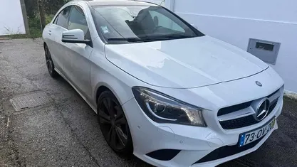 Branco Usado 2014 Mercedes CLA200 Coupé | € 11.500 (Bom preço)