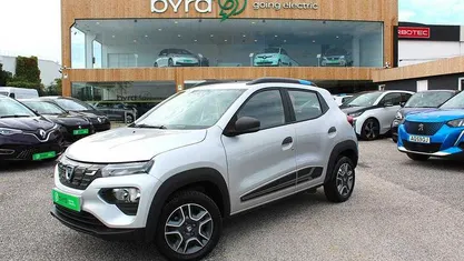 Usado Dacia Spring Comfort Plus 33 kW (45 HP) 2021 Cinza Citadino