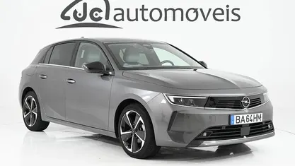Usado Opel Astra 130 HP (95 kW) 2023 Cinzento