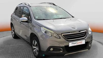 Usado Peugeot 2008 75 HP (55 kW) 2016 SUV