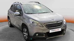 Cinzento Usado 2016 Peugeot 2008 SUV | € 13.990 (Preço justo)