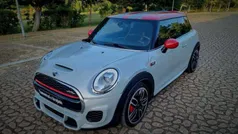 Cinzento Usado 2017 Mini John Cooper Works Citadino | € 25.750 (Preço justo)