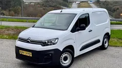 Usado 2020 Citroën Berlingo Feel Monovolume | € 14.500 (Preço justo)