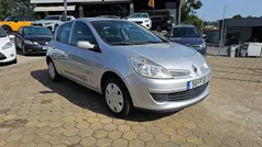 Cinza Usado 2008 Renault Clio II Dynamique | € 4.950 (Preço justo)