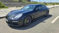Preto Usado 2014 Porsche Panamera S E-Hybrid Sedan | € 42.500 (Preço justo)