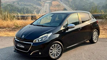 Usado Peugeot 208 Style 82 HP (60 kW) 2018 Preto Citadino