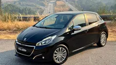 Preto Usado 2018 Peugeot 208 Style Citadino | € 10.990 (Preço justo)