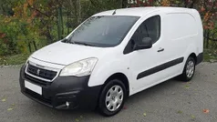 Branco Usado 2018 Peugeot Partner Van | € 11.950 (Preço justo)