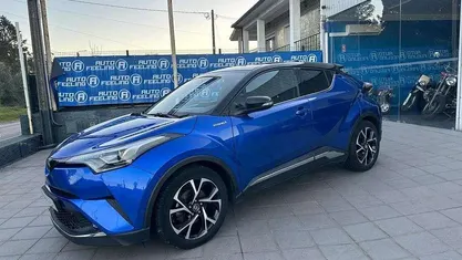 Azul Usado 2019 Toyota C-HR SUV | € 19.900 (Preço justo)