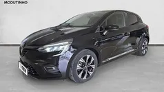 Preto Usado 2023 Renault Clio V Evolution | € 16.490 (Bom preço)